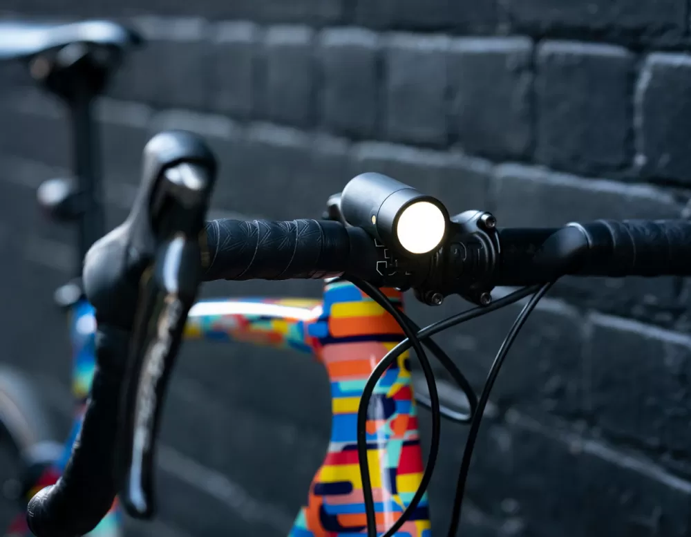 Knog Cykellygter | Plugger Front 350 Lumen Forlygte - Sort