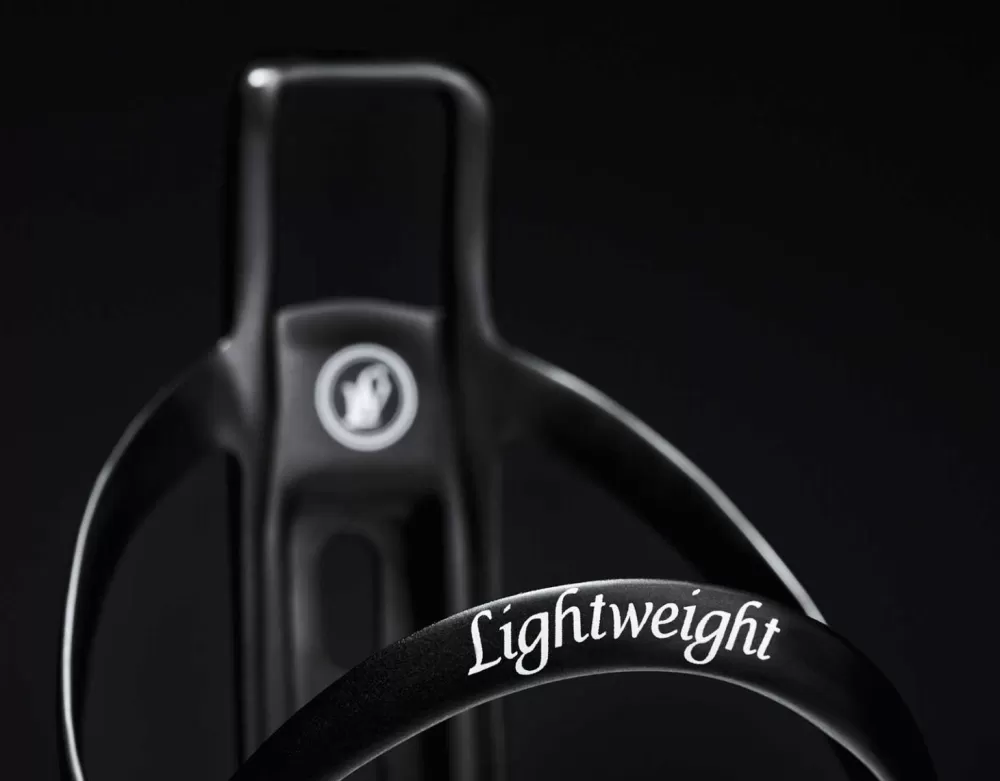 Lightweight Flaskeholdere*Edelhelfer Flaskeholder - Sort M. Hvid Skrift