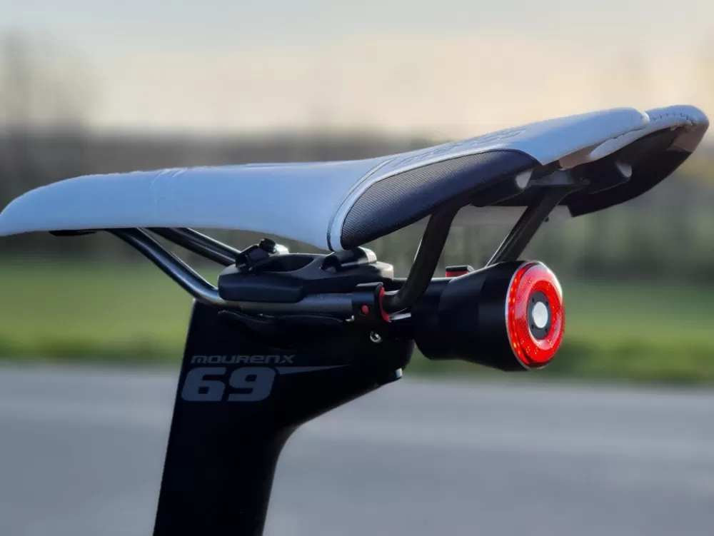 Mix Bike Cykellygter | Mixbike GoSmart Baglygte M. Bremselys - 100 Lumen