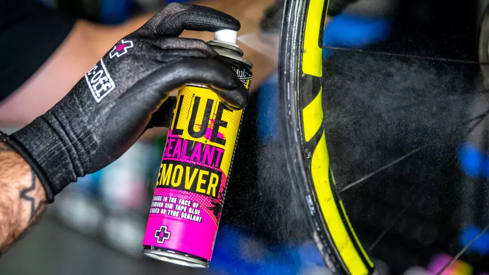 Muc-Off Cykelpleje*Glue Remover - 200 Ml (Tubeless & Lim Fjerner)
